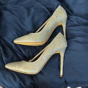 BNIB Silver Holographic Party Heels Size 9